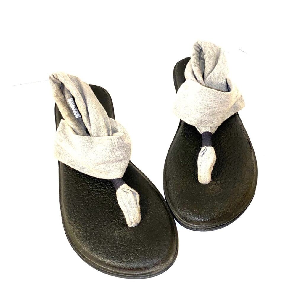 SANUK gray sling back sandals size 10